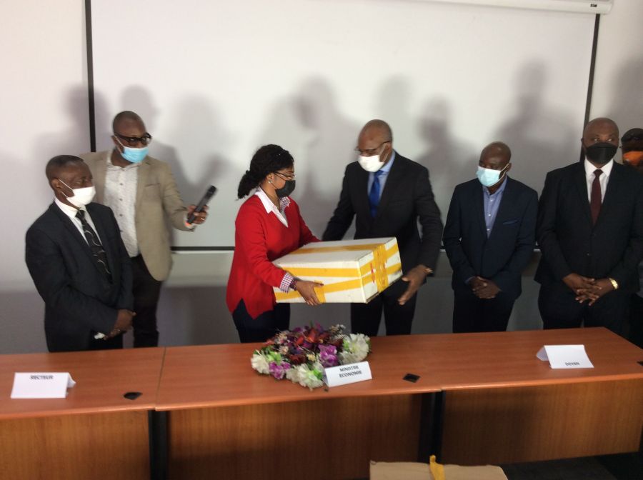 UNIKIN : La Faculté des sciences économiques bénéficie des kits anti-Covid 